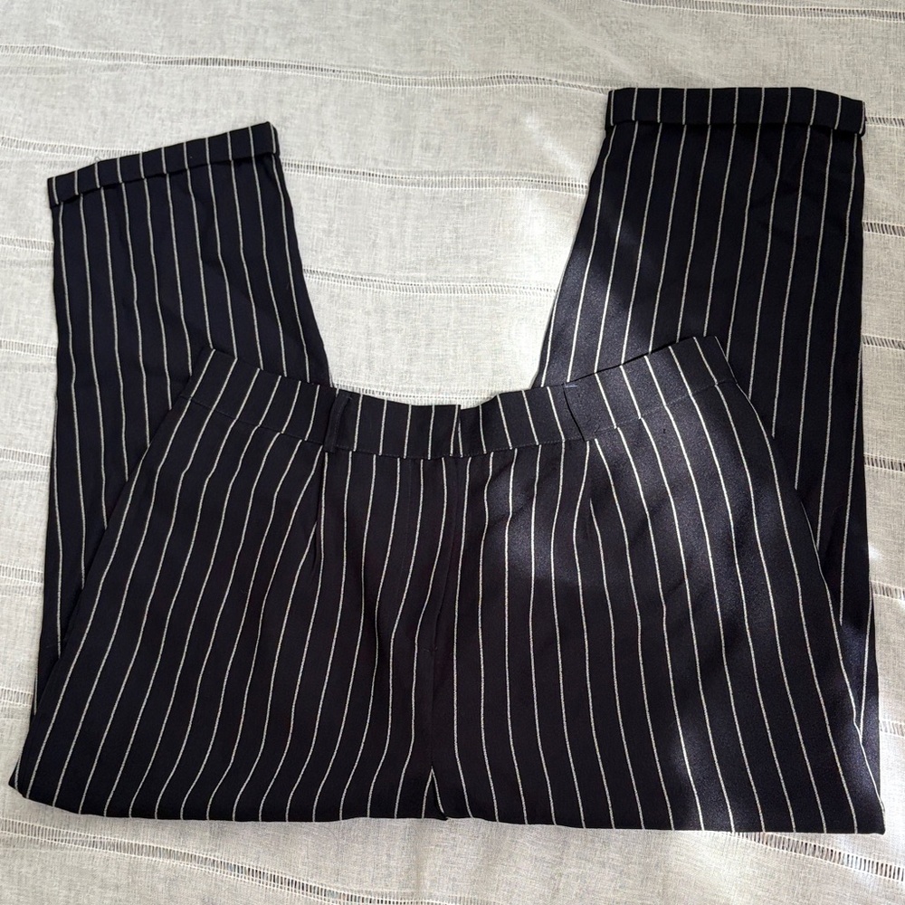 Nasty Gal As Line Goes Plus Pinstripe Trouser - Picture 10 of 12